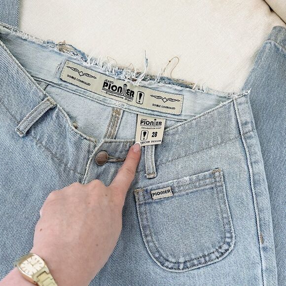 Vintage Pioneer Light Blue Denim Jeans - Picture 2 of 6